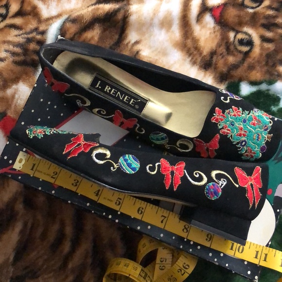 Embroidered Christmas dress shoes - Picture 11 of 13